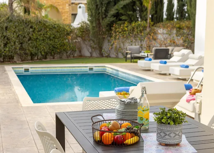 Ionion H32 * Ayia Napa