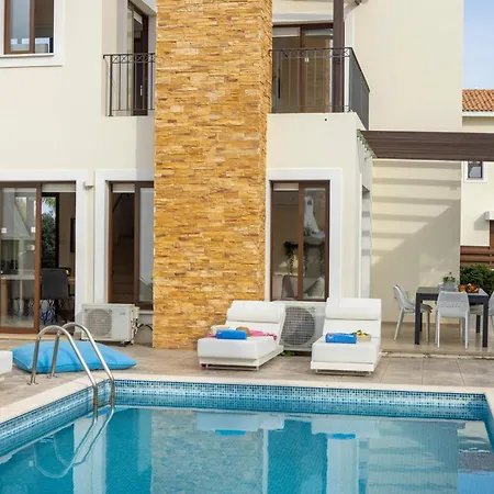 Villa Ionion H32 *