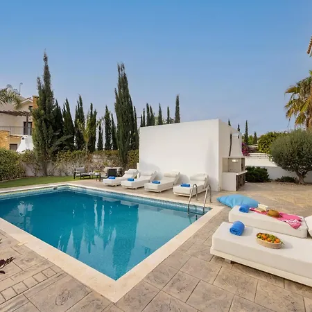 Villa Ionion H32 *