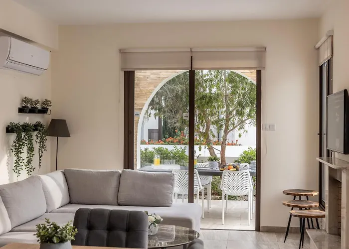 Ionion H32 ヴィラ アヤナパ