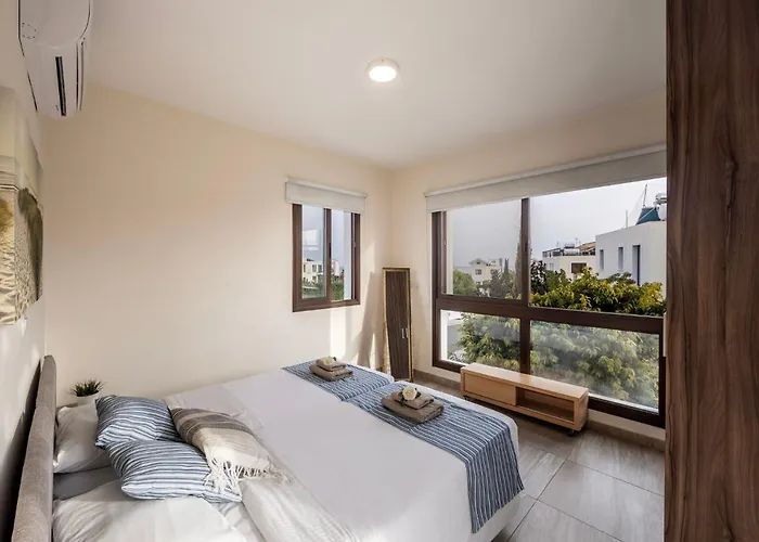 Ionion H32 * アヤナパ