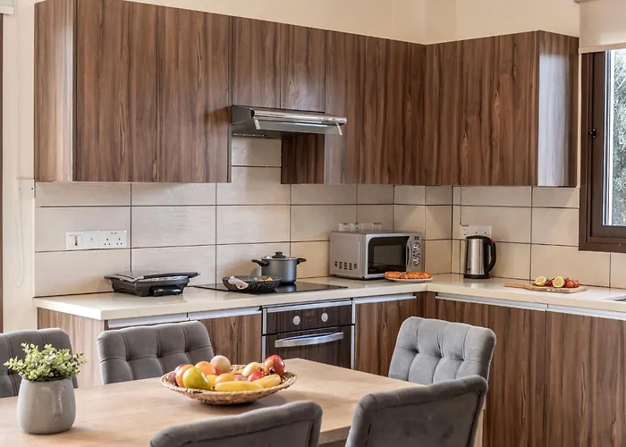 ヴィラ Ionion H32