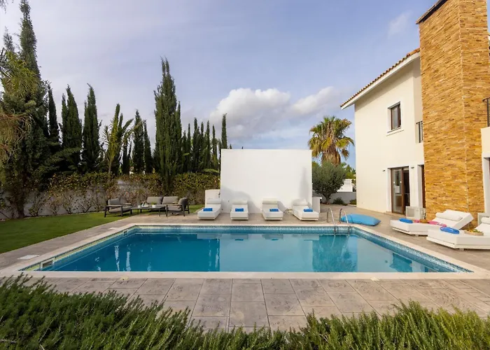 Ionion H32 Ayia Napa